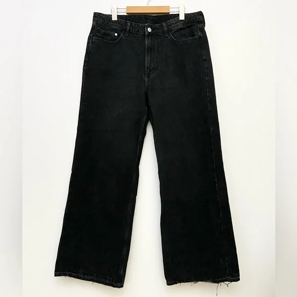 H&M 2026 Black Ultra High Rise Wide Leg Jeans - Picture 2 of 12